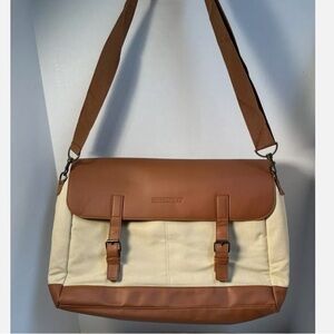 CRG Prestige Canvas Messenger Bag